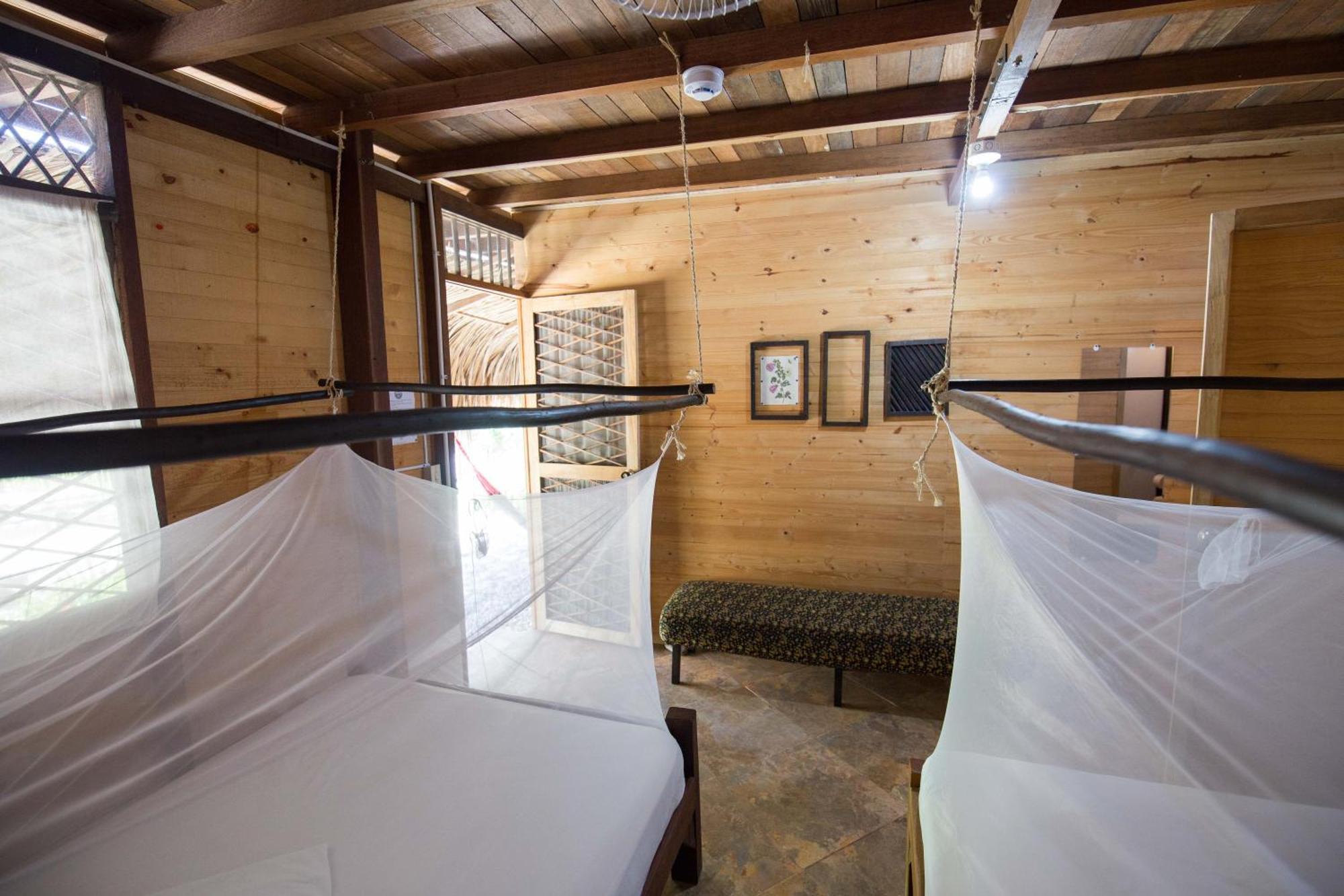 Hostal Bella Flor Palomino Esterno foto