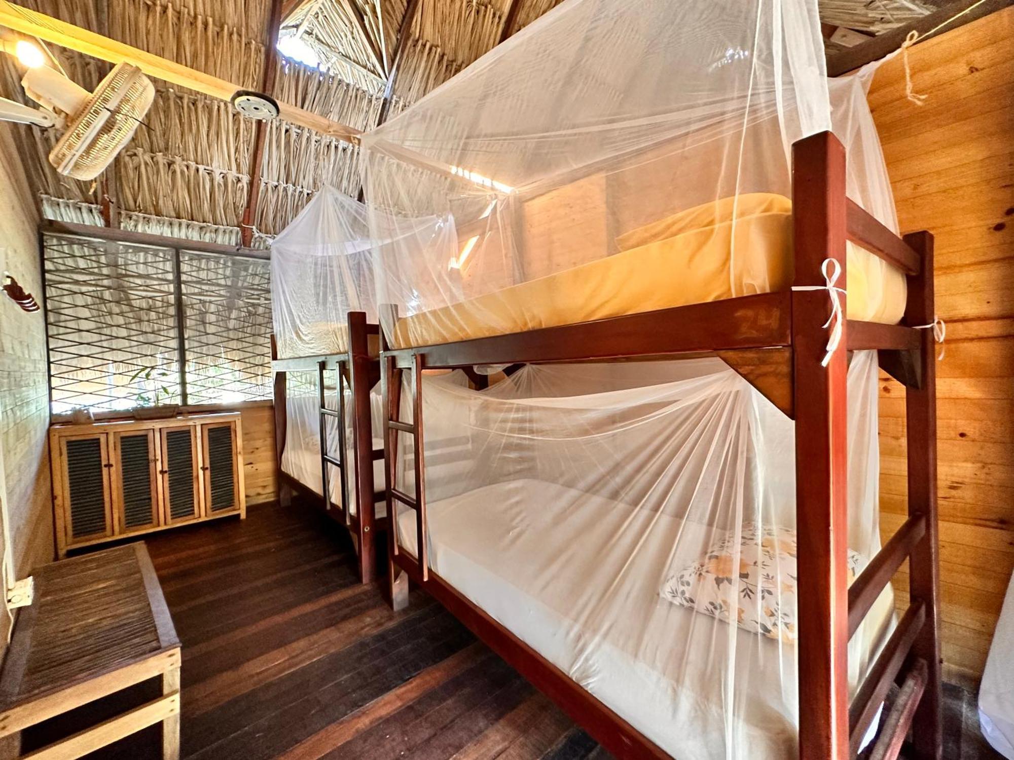 Hostal Bella Flor Palomino Esterno foto