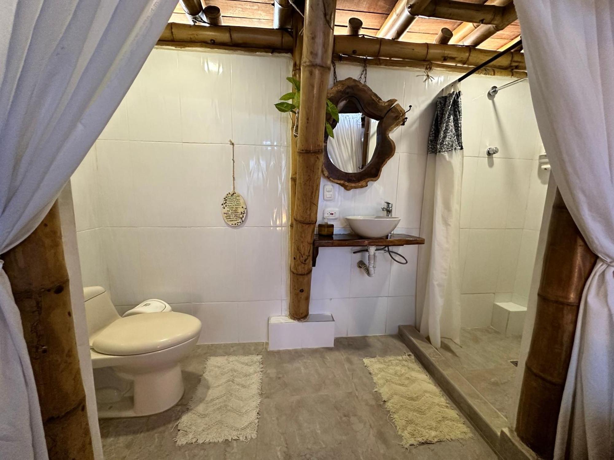 Hostal Bella Flor Palomino Esterno foto